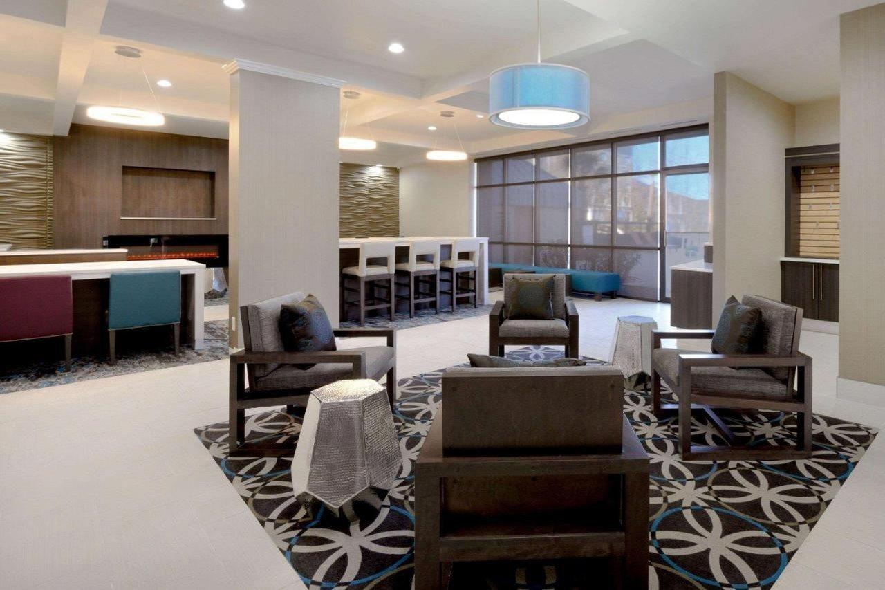 La Quinta Inn By Wyndham Columbia Se Fort Jackson Bagian luar foto